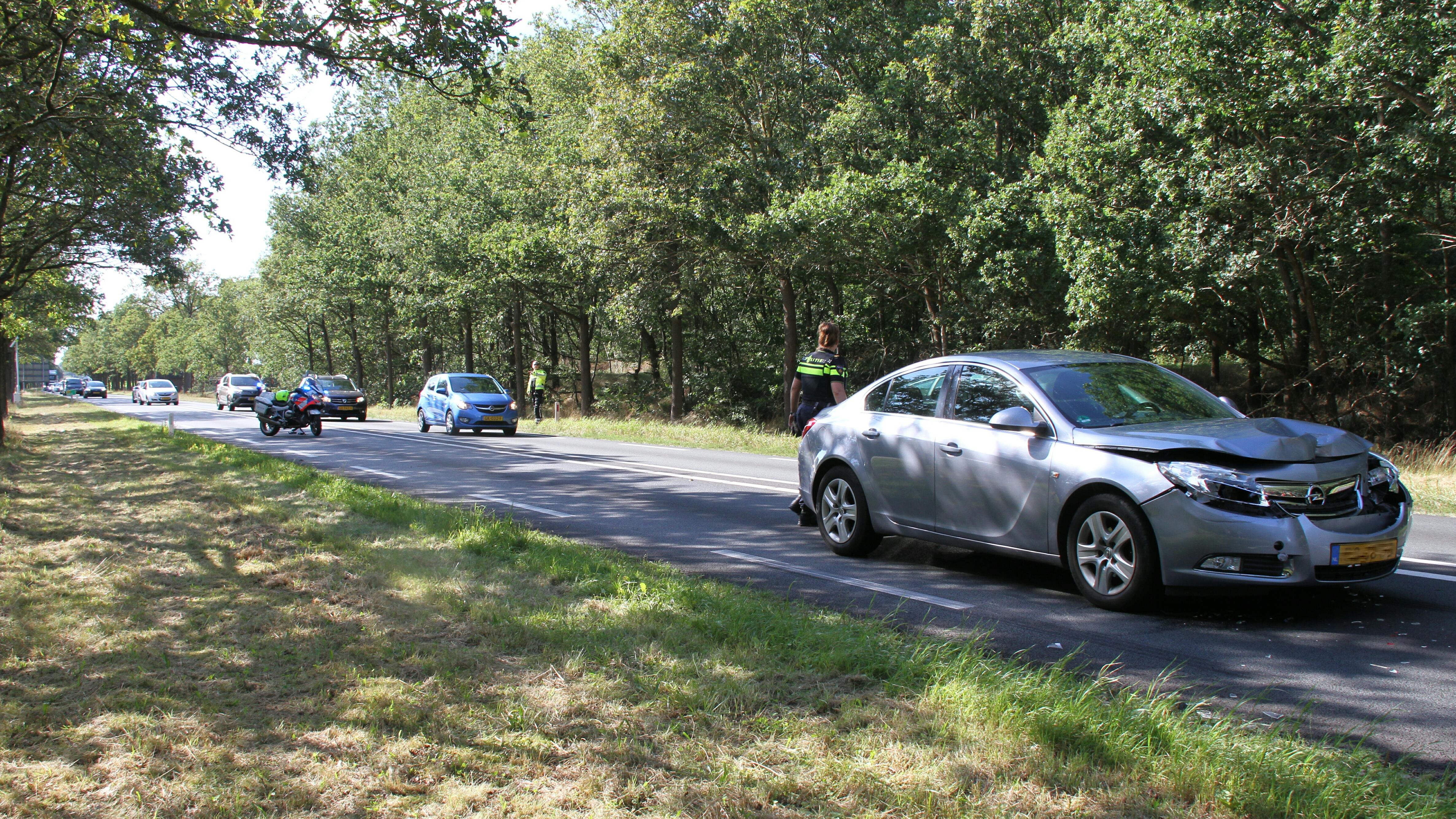 Forse file op N35 bij Wierden door ongeluk.